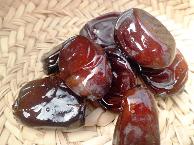How to Find Dates Fruit Suppliers